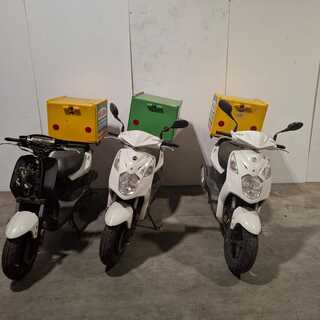 (Locatie Groningen) 3x Bezorgscooter t.b.v. onderdelen, Sym, X Pro 50